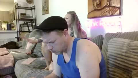 me2283 online show from 02.28.25