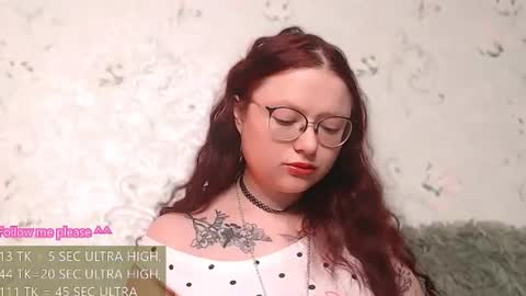 Snapshot of me_hanna chatting on 07.19.26 Hanna online show from 07.19.26