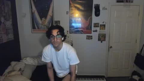 Snapshot of mechaf chatting on 11.01.25 Late Night Video Games  Art online show from 11.01.25