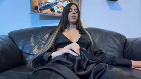   online show from 12.22.25