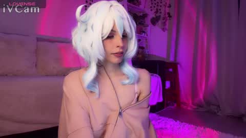 Nicole online show from 04.13.26