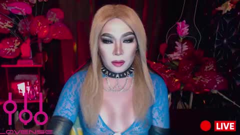 THE QUEEN ALPHA   Queen Medusa Prey online show from 01.09.26