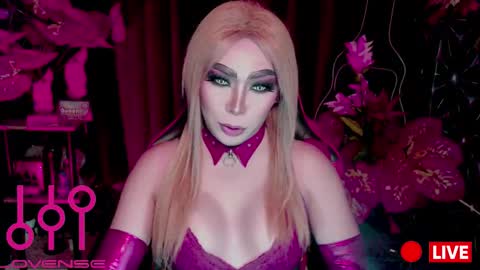 THE QUEEN ALPHA   Queen Medusa Prey online show from 01.18.26