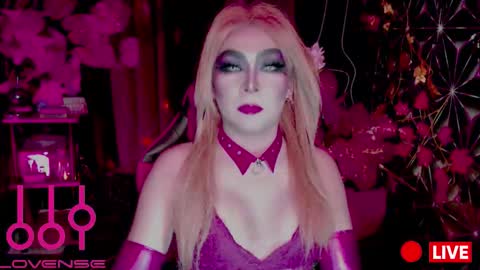 THE QUEEN ALPHA   Queen Medusa Prey online show from 02.03.26