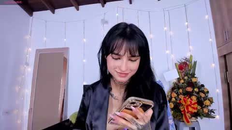 medussa13 online show from 02.21.25