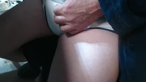 mee9090e900 online show from 09.22.25