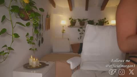 Andrea  online show from 03.24.26