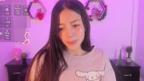 Snapshot of meelanny_ds chatting on 12.17.24 online show from 12.17.24