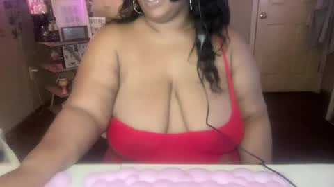 Snapshot of meetsouthernpeach chatting on 02.18.25 Southern Peach online show from 02.18.25