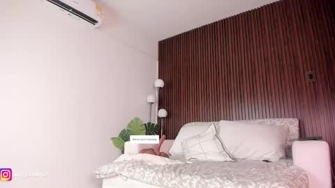 megan online show from 04.02.26