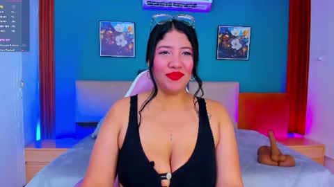 Snapshot of megan_bigboobs3 chatting on 07.15.26 Megan online show from 07.15.26