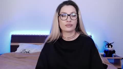 Megan Blazee  online show from 12.22.24