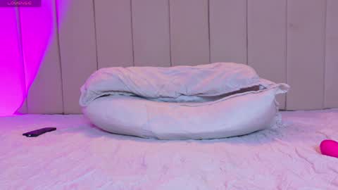 Megan  online show from 04.11.26