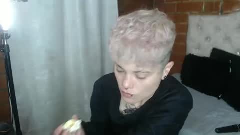 Megan and sophi online show from 05.11.26