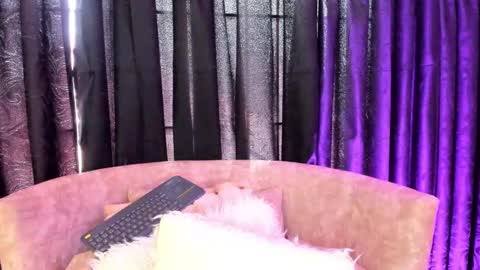     online show from 02.12.25