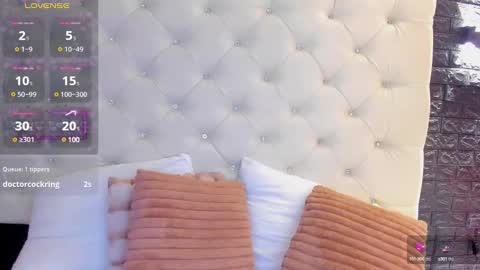     online show from 03.11.25