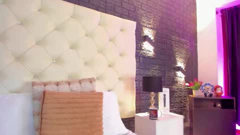     online show from 03.12.25