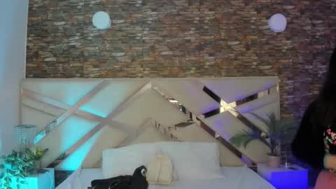     online show from 01.08.26