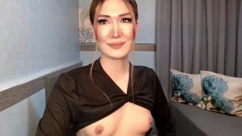 Megan online show from 04.18.26