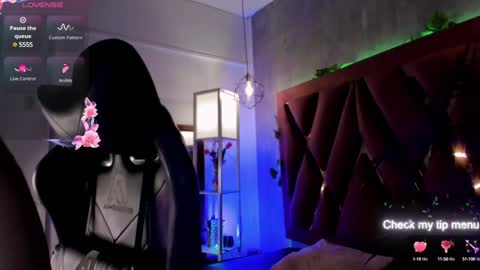 Snapshot of megan_inked_ chatting on 01.17.25 online show from 01.17.25