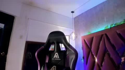 Snapshot of megan_inked_ chatting on 01.30.25 online show from 01.30.25