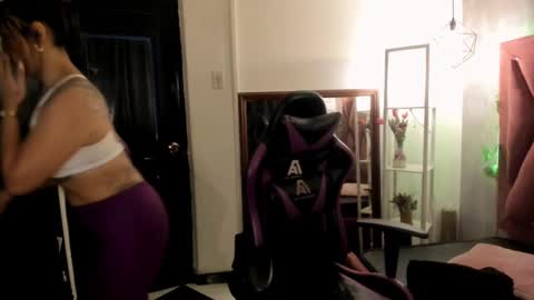 Snapshot of megan_inked_ chatting on 02.23.25 online show from 02.23.25