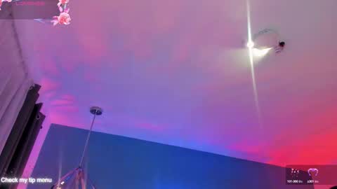 Snapshot of megan_inked_ chatting on 09.21.25 online show from 09.21.25