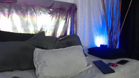 Snapshot of megan_lr chatting on 09.30.25 Valentina online show from 09.30.25