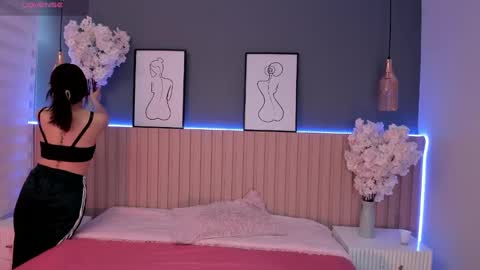     online show from 02.11.25