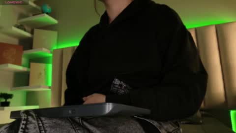     online show from 09.18.25