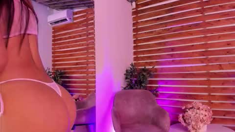 megan_raiin online show from 11.05.25