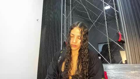 Megan Siner online show from 04.18.26