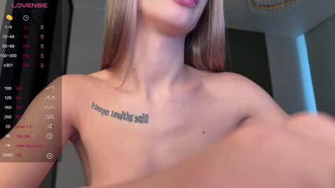 Snapshot of megan_ssstacy chatting on 01.10.25 Stacy UTC 700   0800am-0200pm  online show from 01.10.25