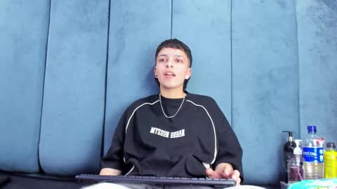 megan_thompsonn_ online show from 03.06.26