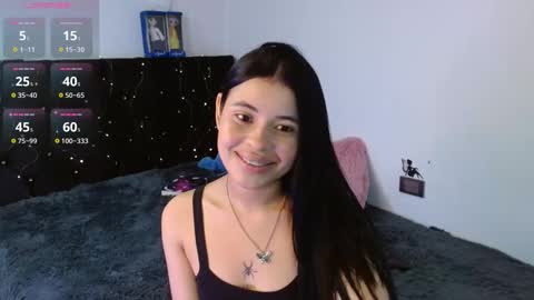 Snapshot of megan_ve chatting on 10.28.25 Carolina online show from 10.28.25