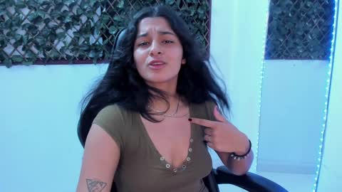 Snapshot of megan_whitte_01 chatting on 01.17.25 megan white 01  online show from 01.17.25