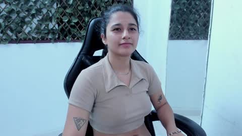 Snapshot of megan_whitte_01 chatting on 01.20.25 megan white 01  online show from 01.20.25