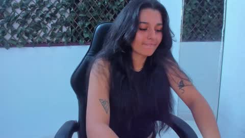 Snapshot of megan_whitte_01 chatting on 03.10.25 megan white 01  online show from 03.10.25