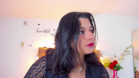 Snapshot of megan_whitte_01 chatting on 09.16.25 megan white 01  online show from 09.16.25