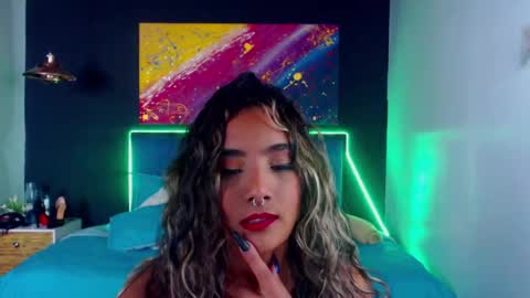 Snapshot of meganadriels96 chatting on 01.30.25 M E G A N online show from 01.30.25