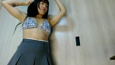 Snapshot of meganharry chatting on 06.19.26 meganharry online show from 06.19.26