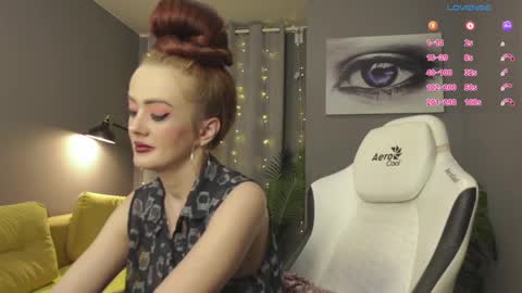 MeganieX online show from 03.10.25