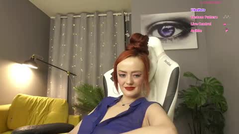 MeganieX online show from 11.14.25