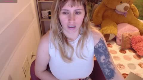 MEGAN online show from 04.21.26