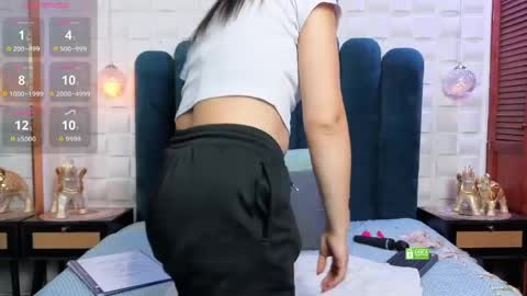 Snapshot of meganmistress_ chatting on 04.23.26 MeganM online show from 04.23.26
