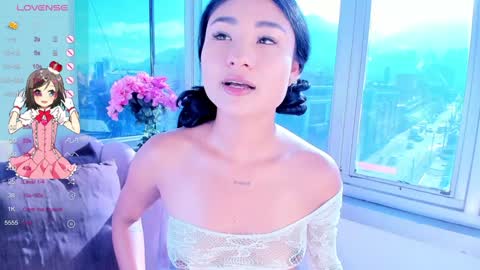 Snapshot of megann__sweet chatting on 01.10.25 Mara online show from 01.10.25