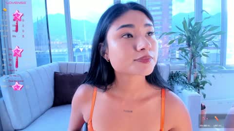 Snapshot of megann__sweet chatting on 01.17.25 Mara online show from 01.17.25