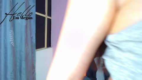 Snapshot of megann_abby chatting on 12.20.24 Im Megan Please do not demand a show without first tiping Thank you online show from 12.20.24