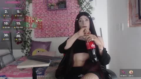 Snapshot of megannixx chatting on 12.30.24 megannixx online show from 12.30.24