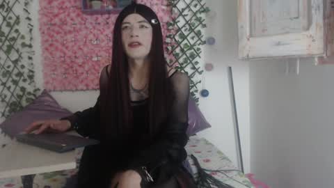 Snapshot of megannixx chatting on 01.09.25 megannixx online show from 01.09.25